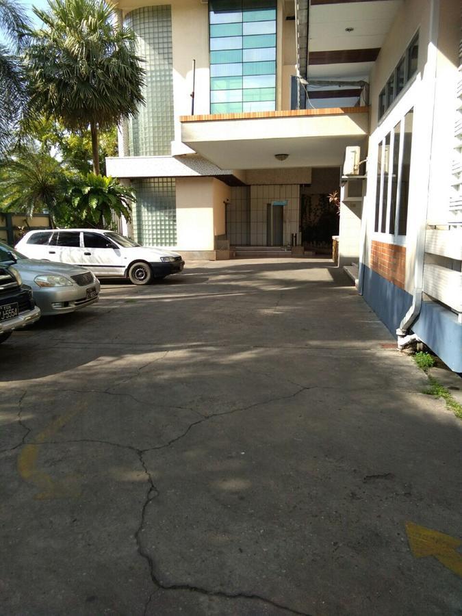 Halpin Otel Yangon Dış mekan fotoğraf