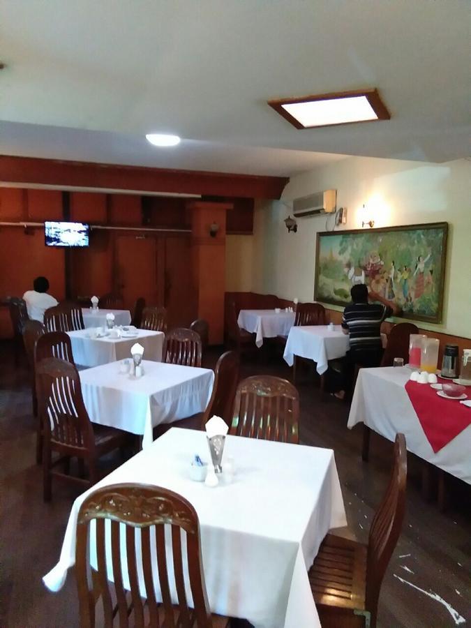Halpin Otel Yangon Dış mekan fotoğraf